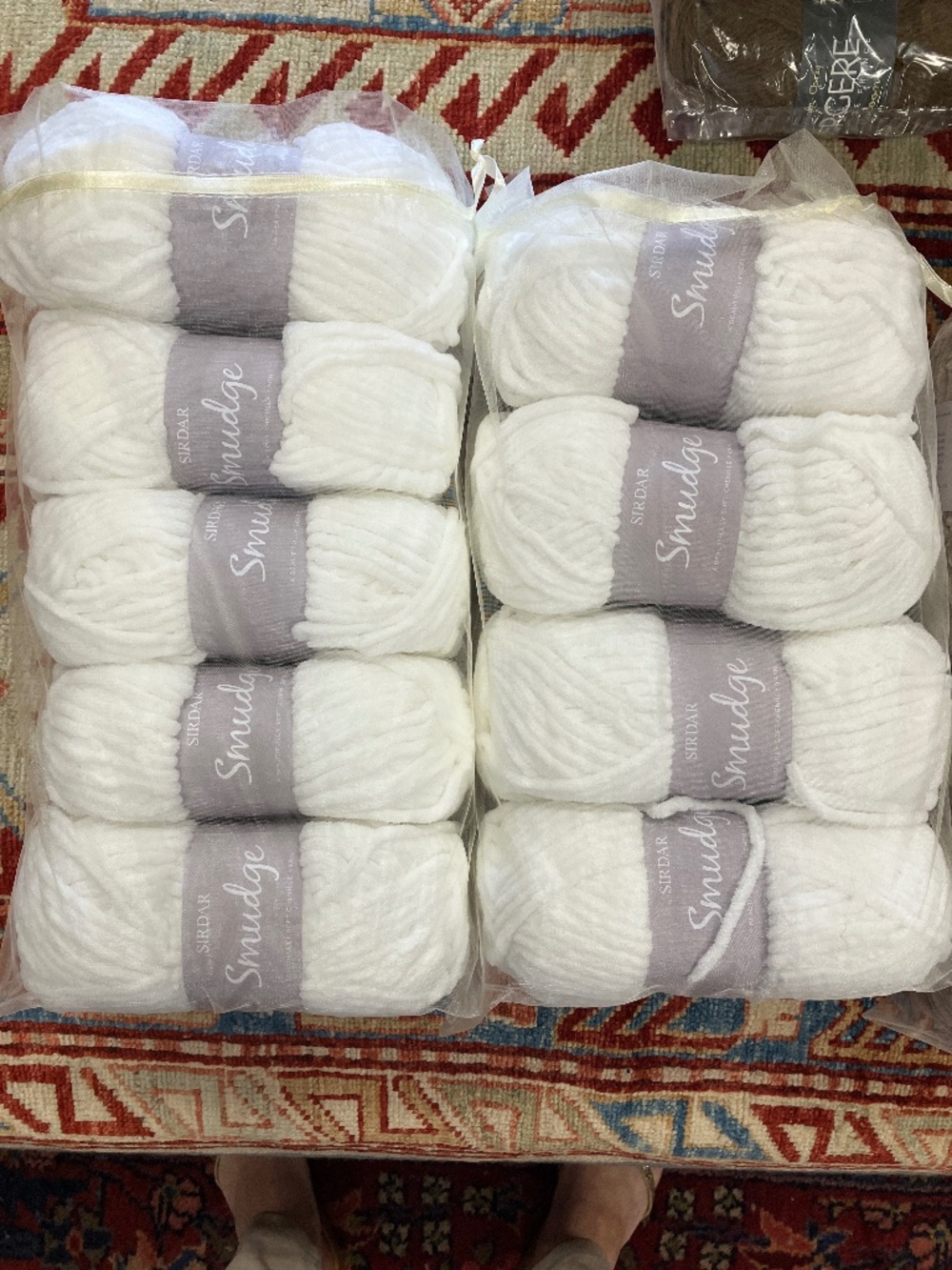 9 x New Sirdar Smudge Chenille Chunky Yarn in Bounty White (0002)